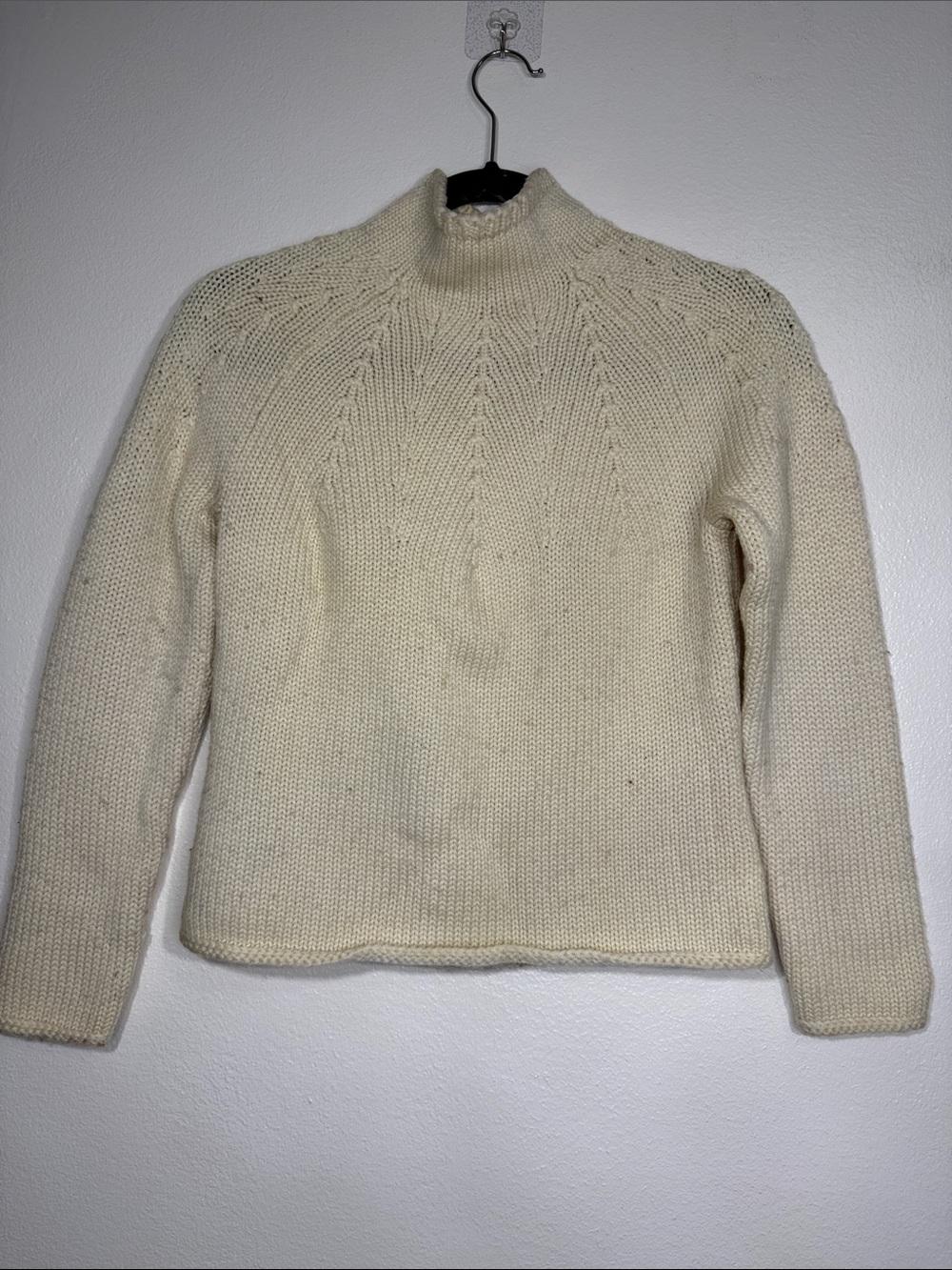 Talbots cream Wool Petites funnel neck sweater Small